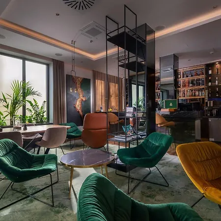 My Story Hotel 4*