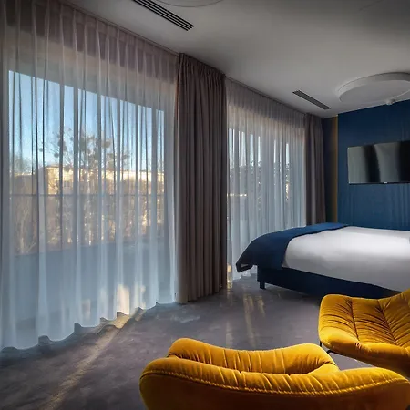 My Story Hotel 4*